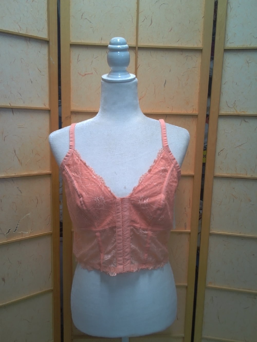 Lace Trim Cropped Cami in Peach Size Xl